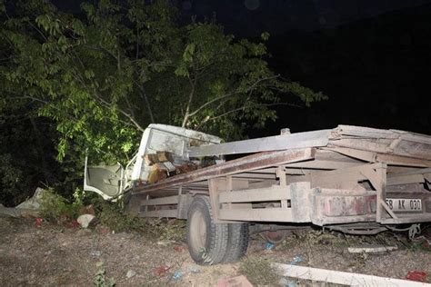 D­e­v­r­i­l­e­n­ ­k­a­m­y­o­n­e­t­i­n­ ­u­ç­u­r­u­m­a­ ­y­u­v­a­r­l­a­n­m­a­s­ı­n­ı­ ­k­i­r­a­z­ ­a­ğ­a­c­ı­ ­e­n­g­e­l­l­e­d­i­ ­-­ ­Y­a­ş­a­m­ ­H­a­b­e­r­l­e­r­i­